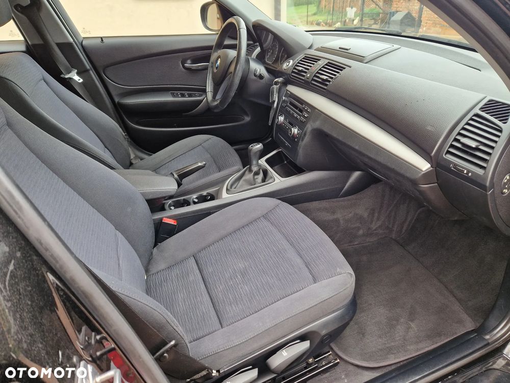 BMW Seria 1 116d DPF - 6