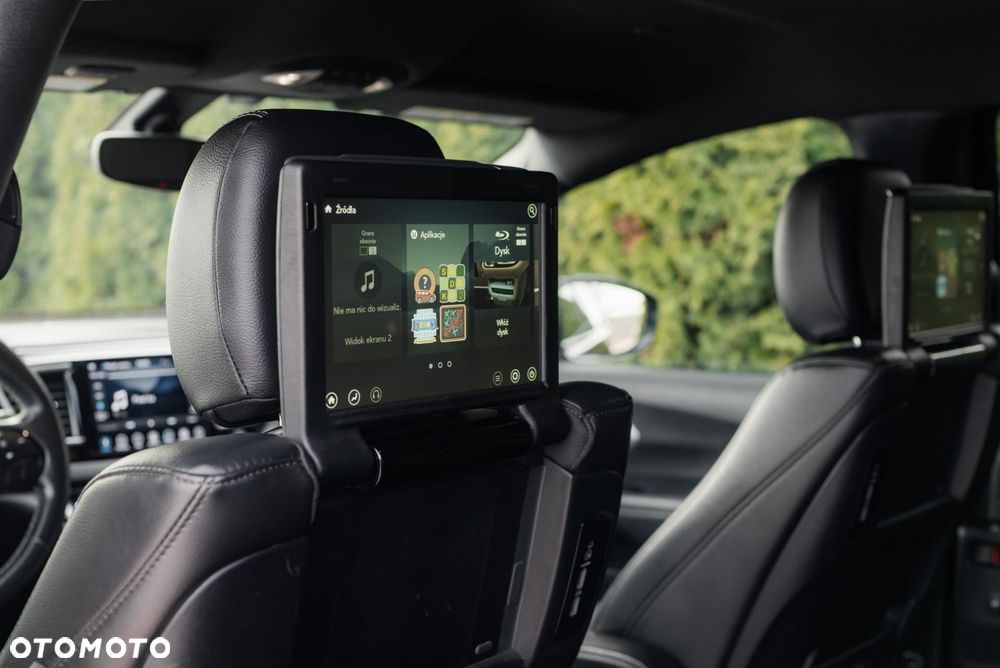 Chrysler Pacifica - 25