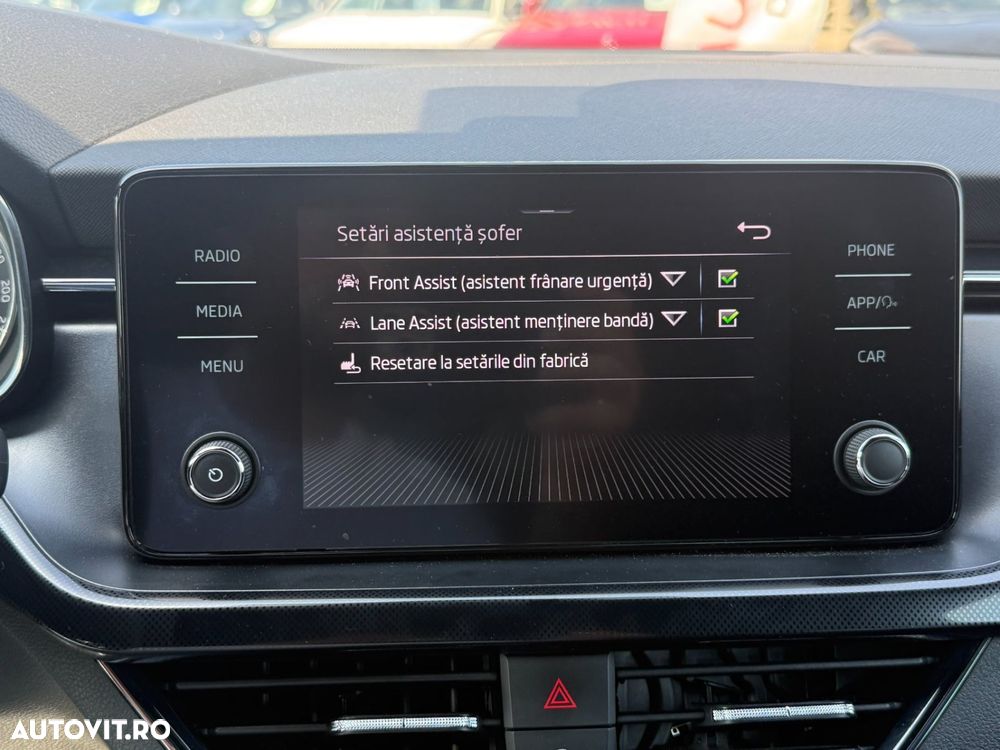 Skoda Kamiq 1.0 TSI DSG Style - 29