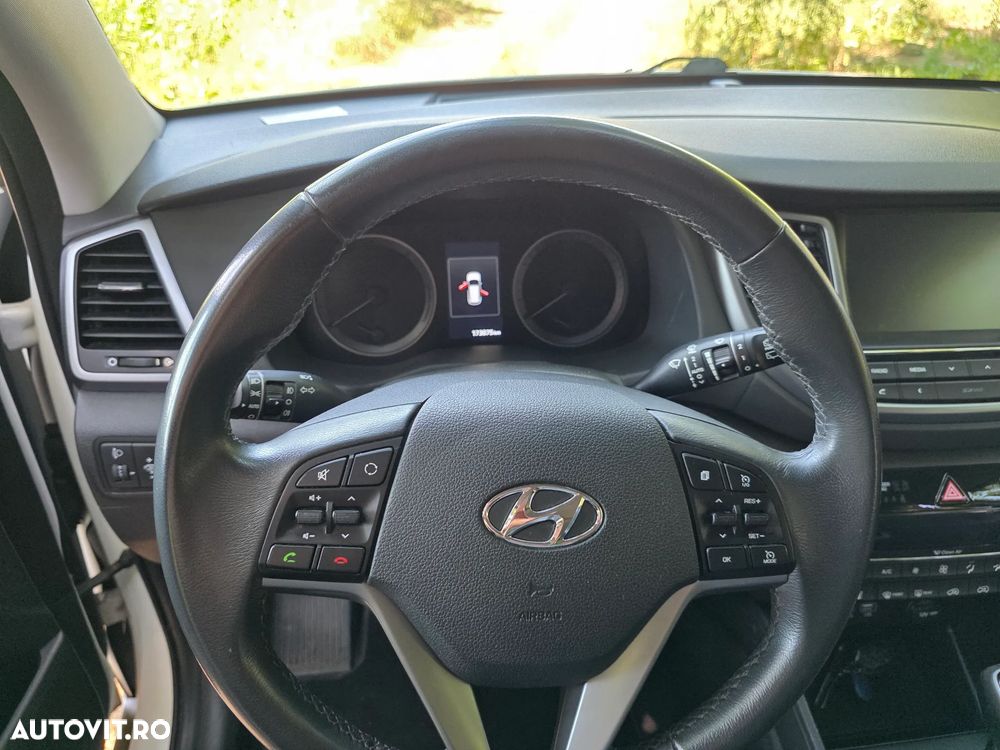 Hyundai Tucson - 12