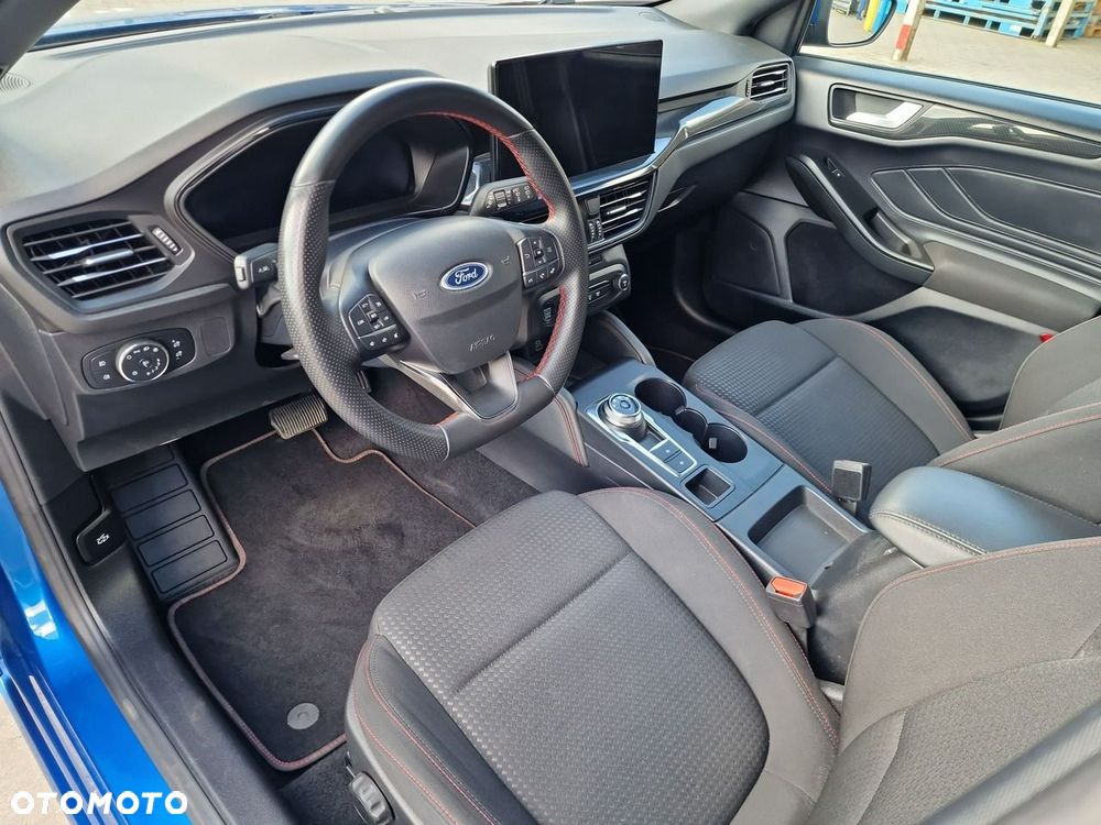 Ford Focus 1.5 EcoBlue STart-Stopp-System ST-LINE X - 15
