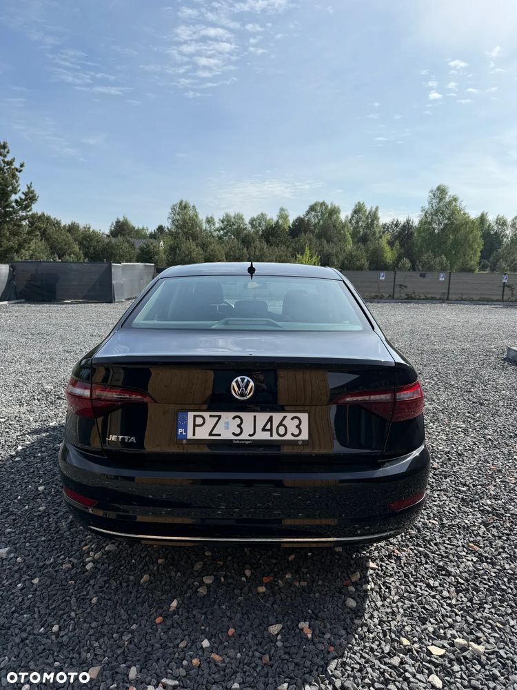 Volkswagen Jetta - 6