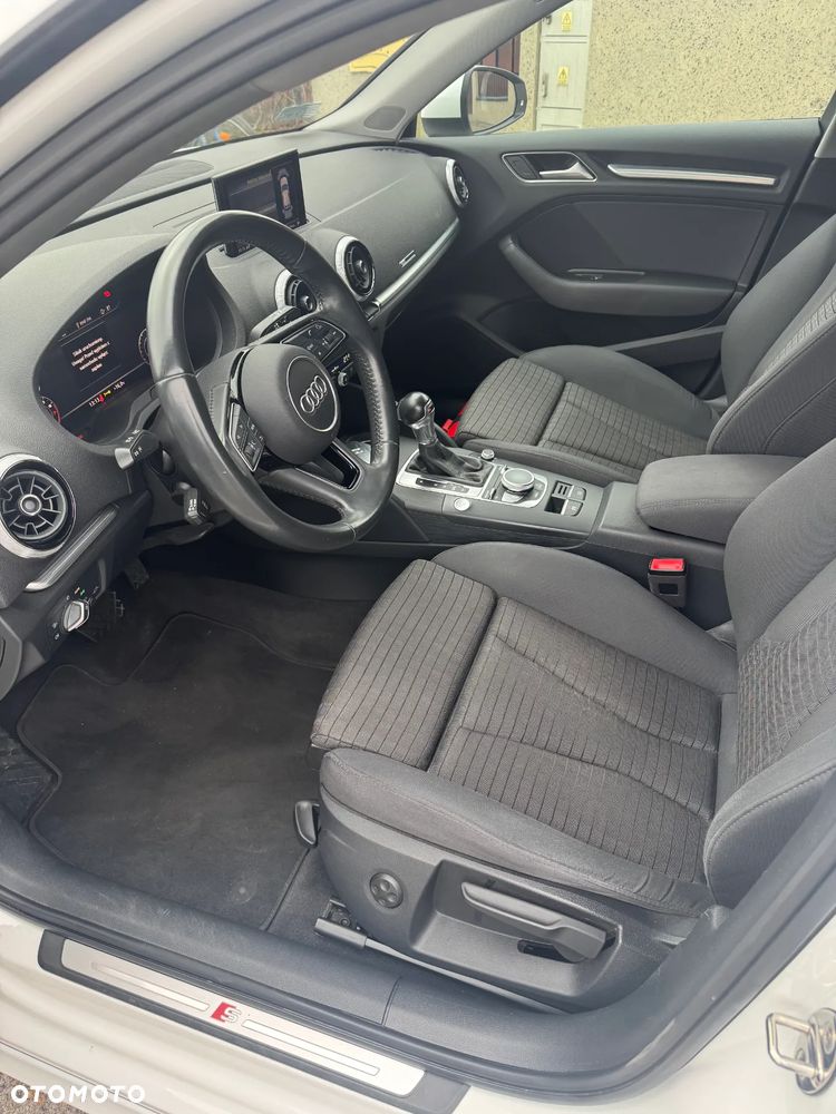 Audi A3 Sportback - 5