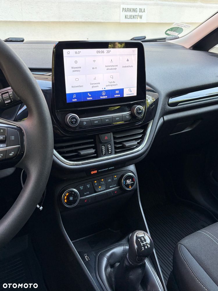 Ford Fiesta 1.1 S&S TITANIUM - 16