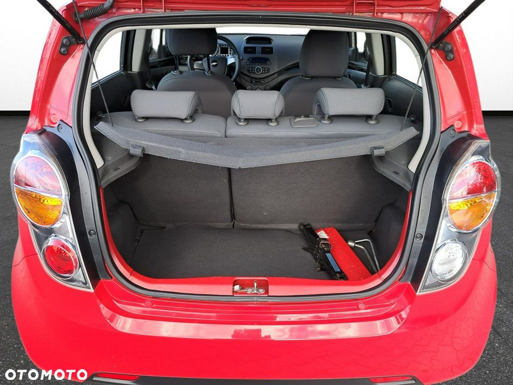 Chevrolet Spark 1.0 LS+ Design - 11