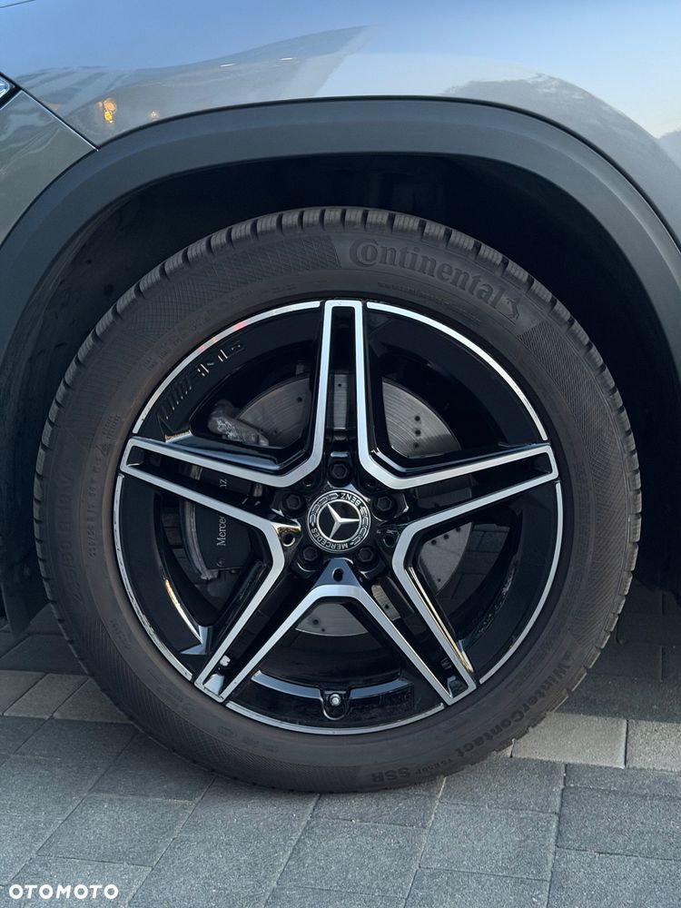 Mercedes-Benz GLA 200 4-Matic Progressive - 11