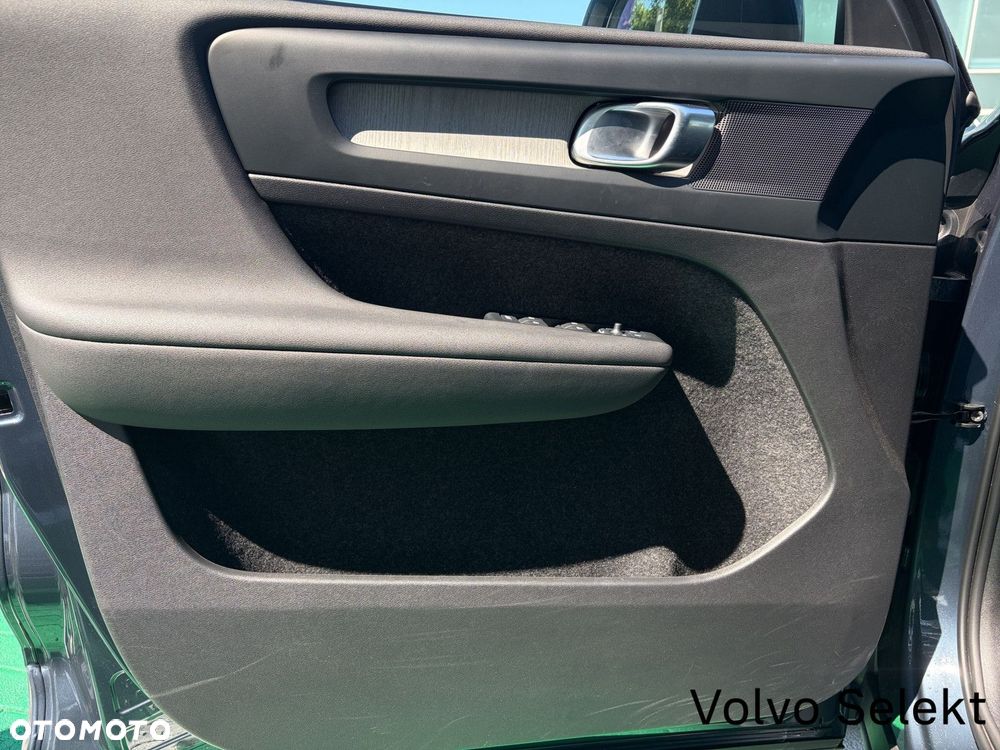 Volvo XC 40 B3 B DKG Core - 11