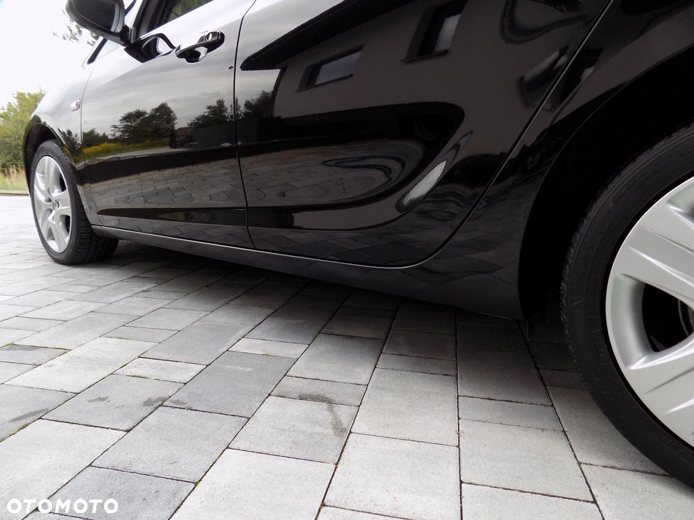 Opel Astra 1.4 Turbo - 28