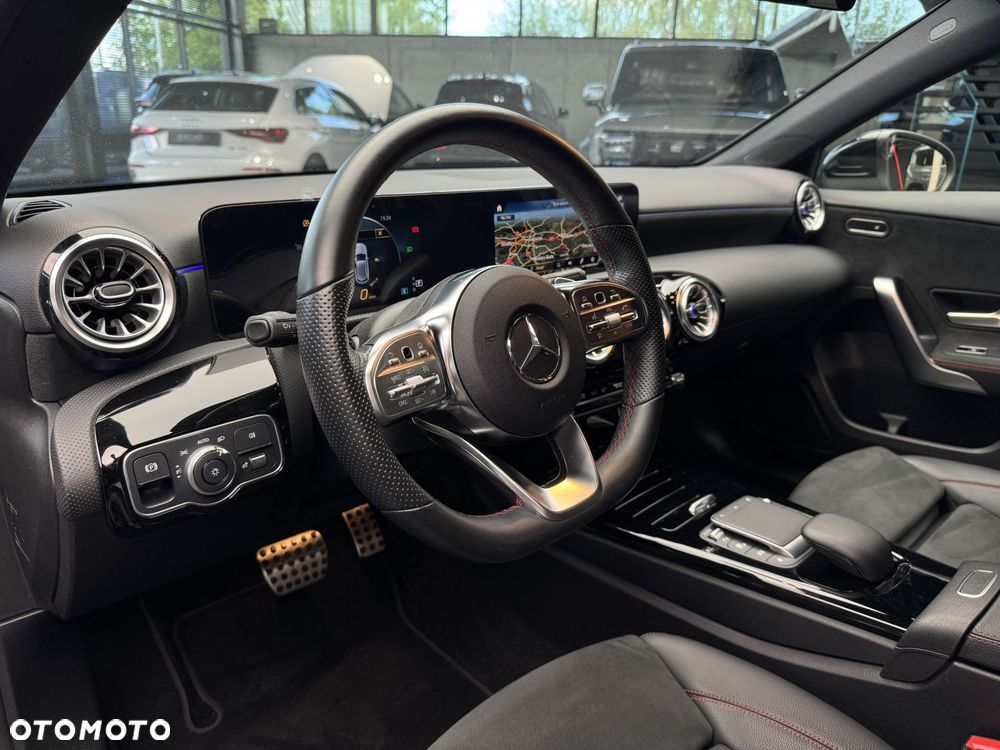 Mercedes-Benz Klasa A 200 AMG Line 7G-DCT - 10