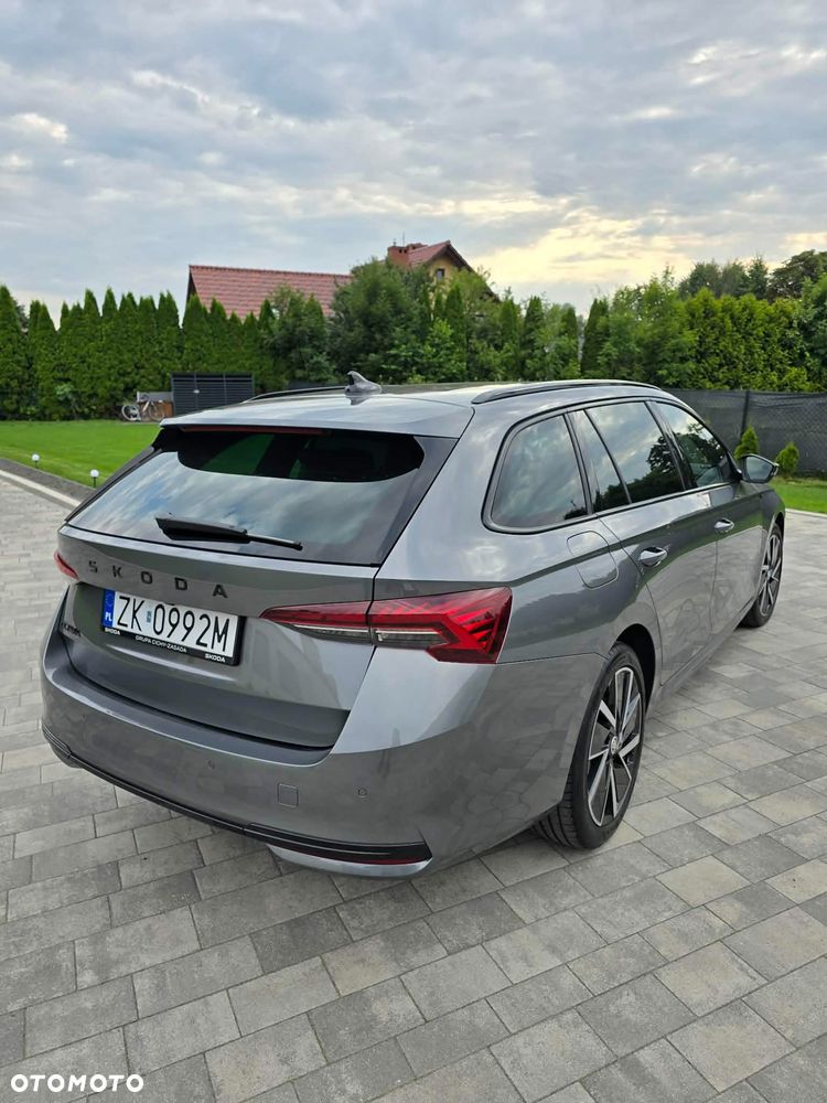 Skoda Octavia 2.0 TDI Sportline DSG - 3