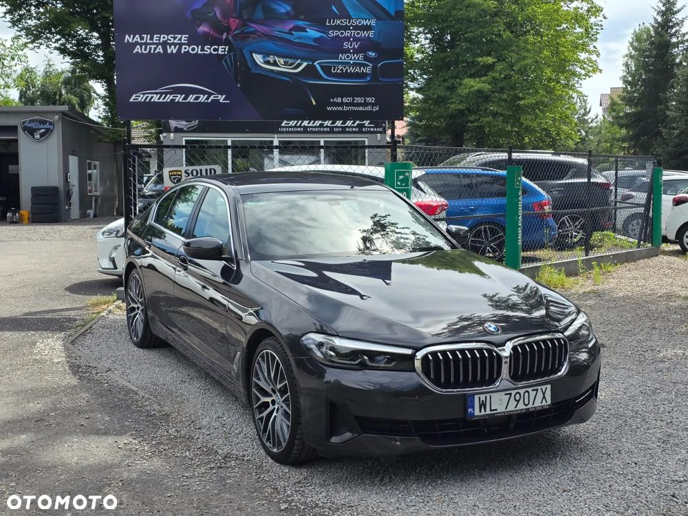 BMW Seria 5 520e Luxury Line - 6
