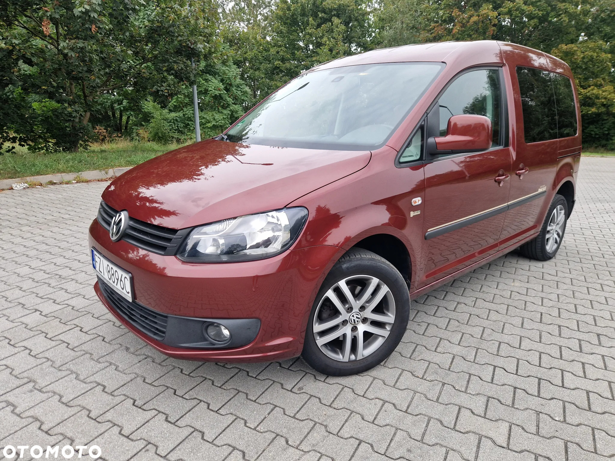 Volkswagen Caddy 1.2 (7-Si.) Edition 30 - 3