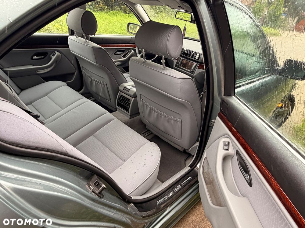 BMW Seria 5 - 17