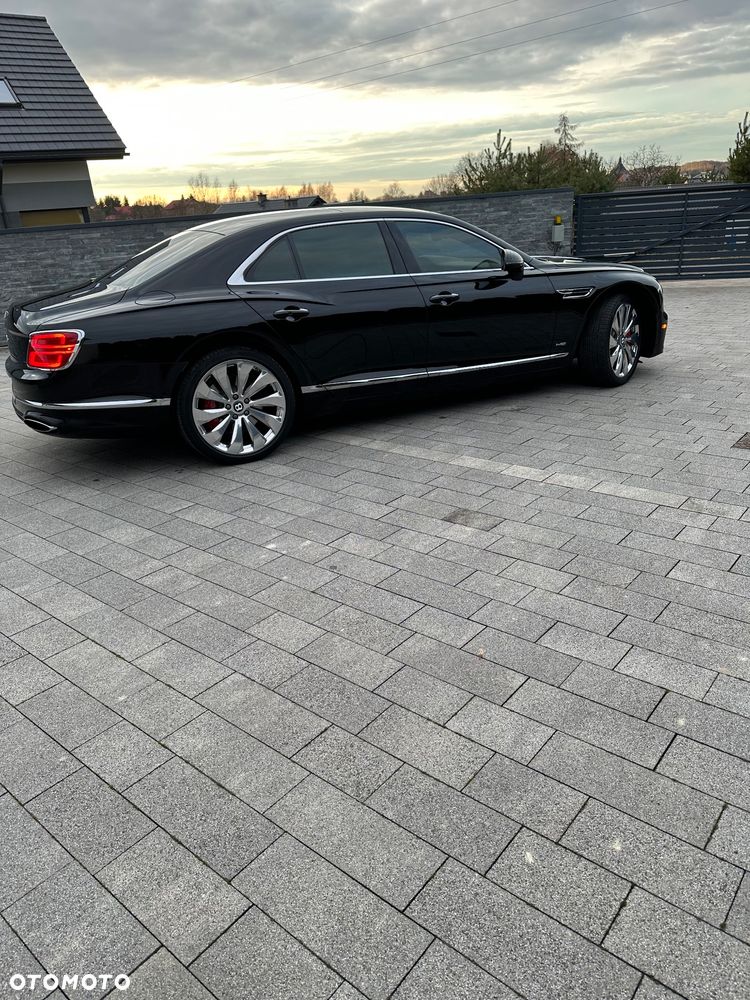 Bentley Flying Spur W12 - 10