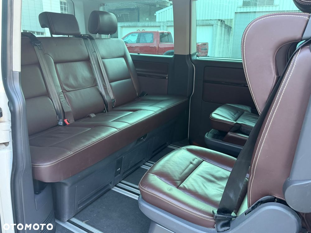 Volkswagen Multivan - 5