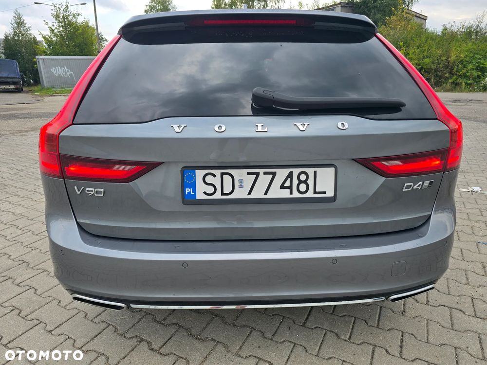 Volvo V90 D4 AWD Inscription - 4