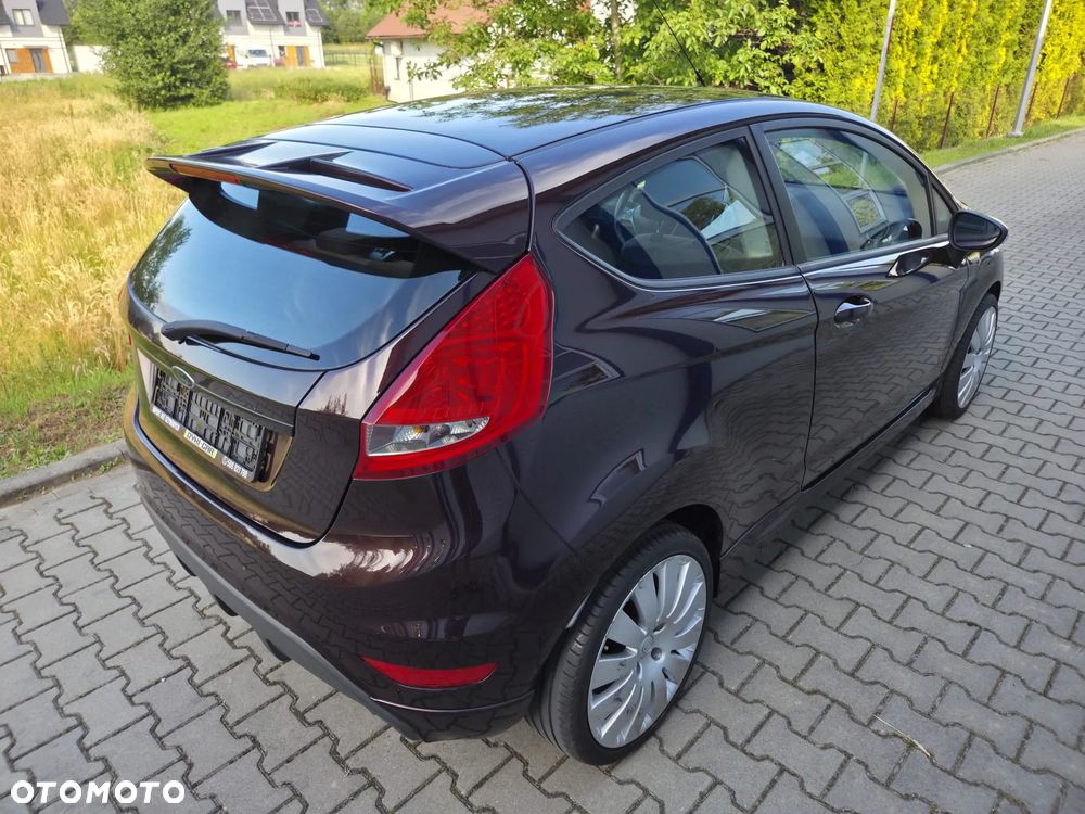 Ford Fiesta 1.25 Champions Edition - 16