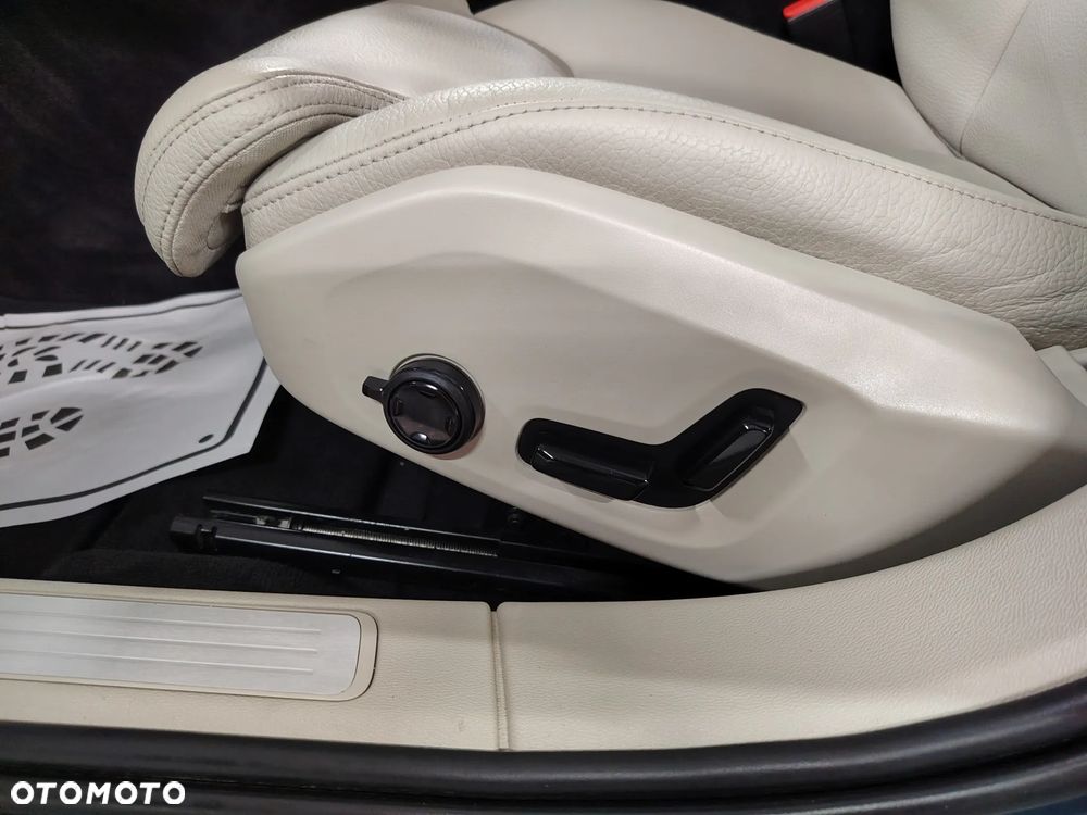 Volvo V60 B4 D Geartronic Inscription - 28