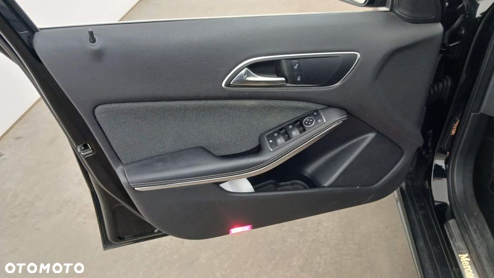 Mercedes-Benz Klasa A 180 Style - 13