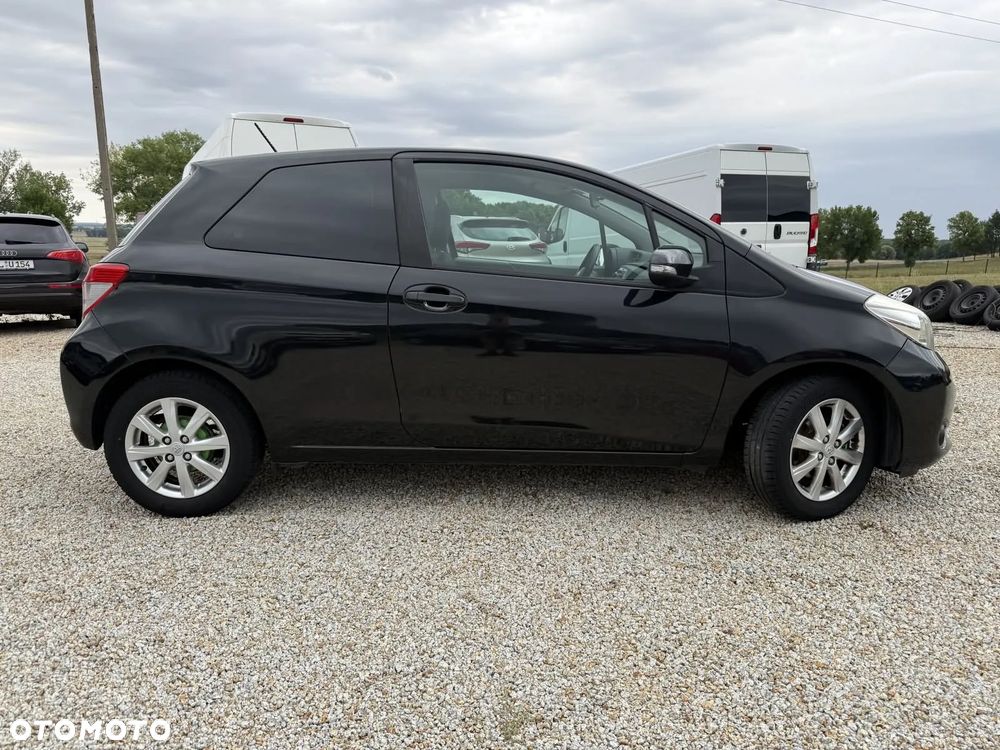 Toyota Yaris 1.33 VVT-i Cool - 3