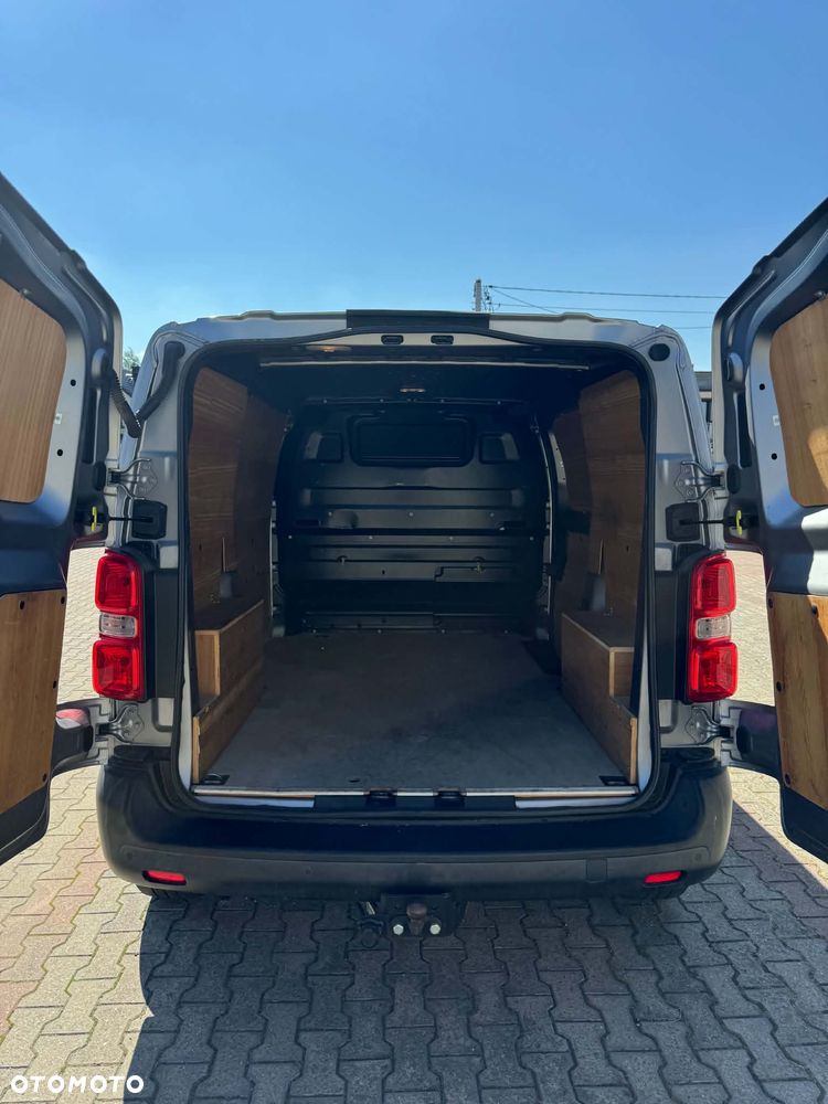 Opel Vivaro - 8