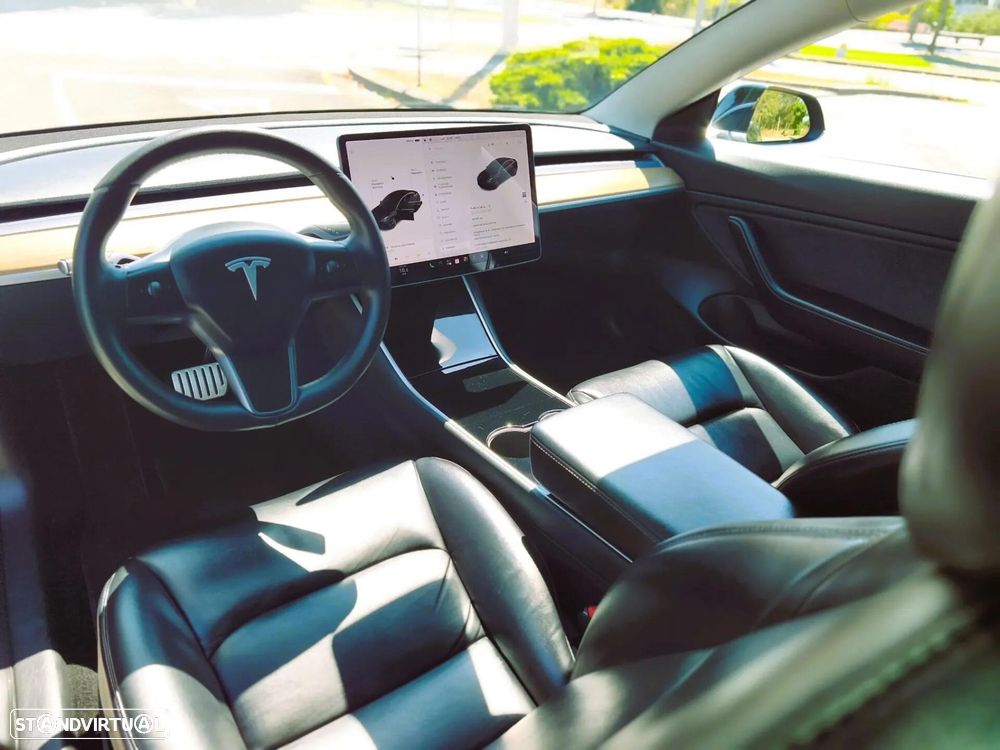 Tesla Model 3 Long Range AWD Dual Motor Performance - 3