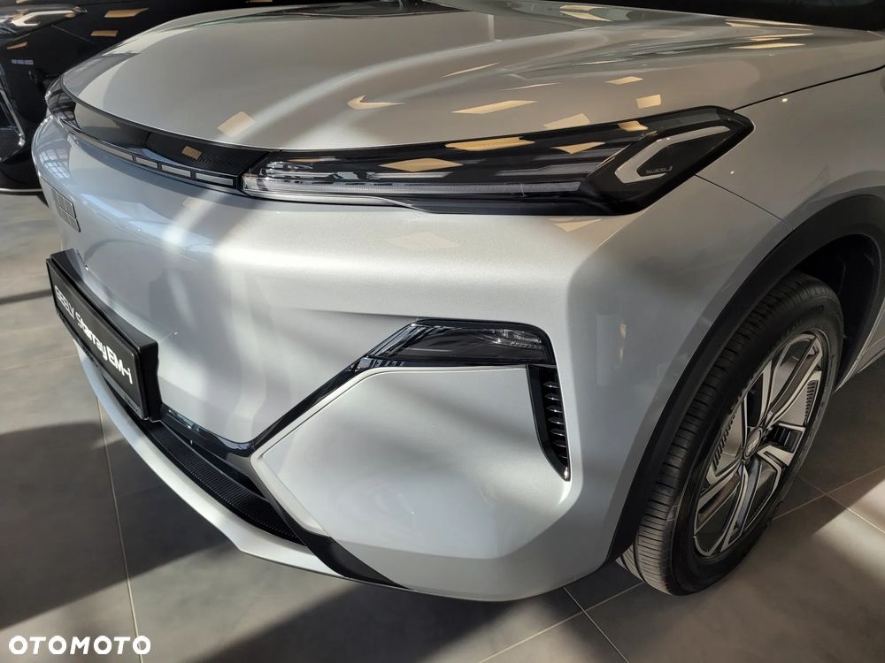 Geely Starray EM-i 1.5 PHEV Pro - 11