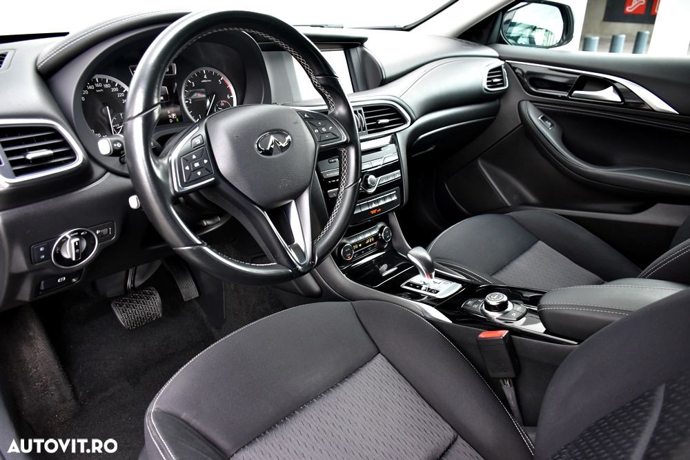 Infiniti QX30 2.2d DCT AWD Premium - 13