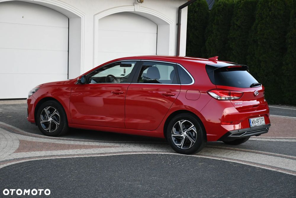 Hyundai i30 1.6 D Comfort - 13