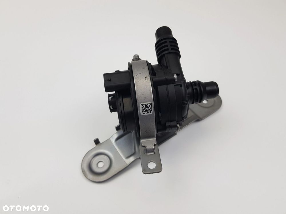 Dodatkowa Pompa Pompka wody BMW G20 G30 X3 G01 2.0i 8651287 - 3