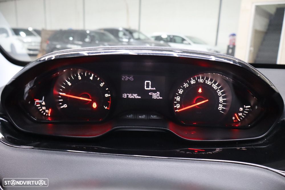 Peugeot 208 68 VTI Access - 23