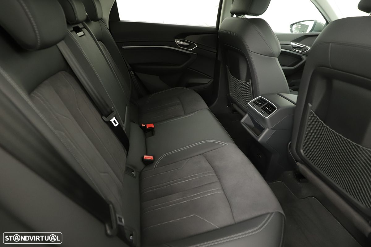 Audi Q8 e-Tron Sportback 50 quattro S line - 26