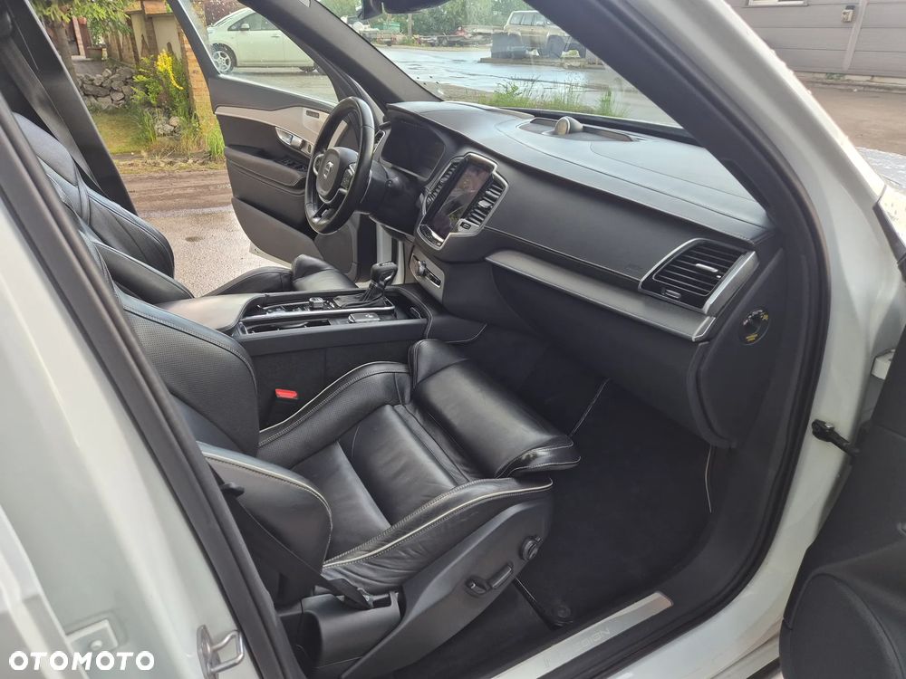 Volvo XC 90 D5 AWD Inscription 7os - 24