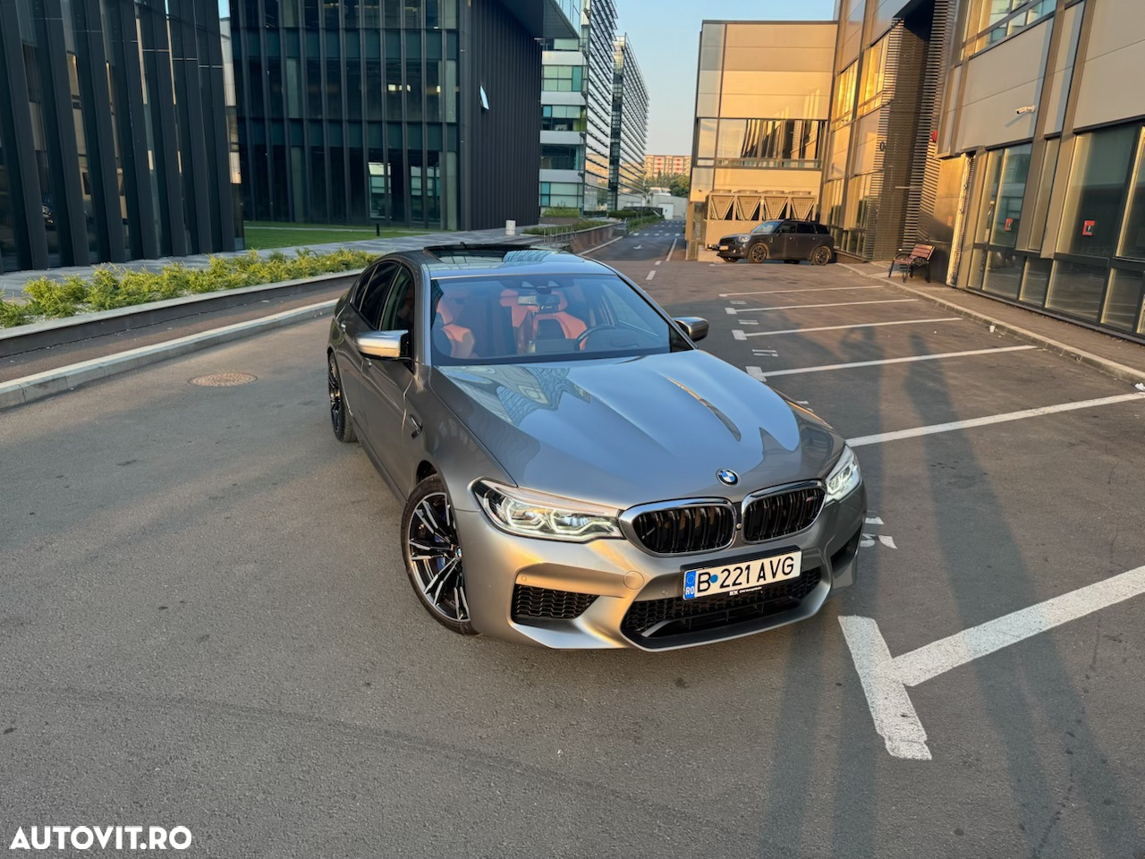 BMW M5 Standard - 8