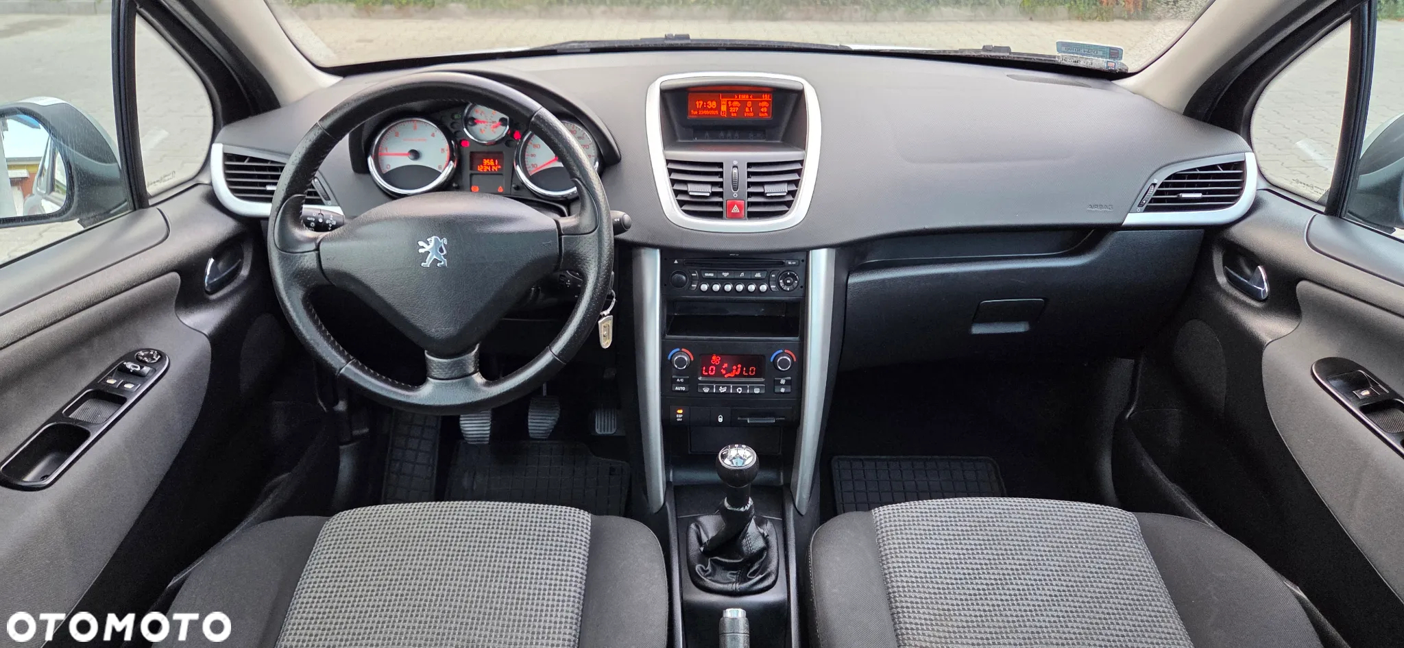 Peugeot 207 1.6 HDi Tendance - 18