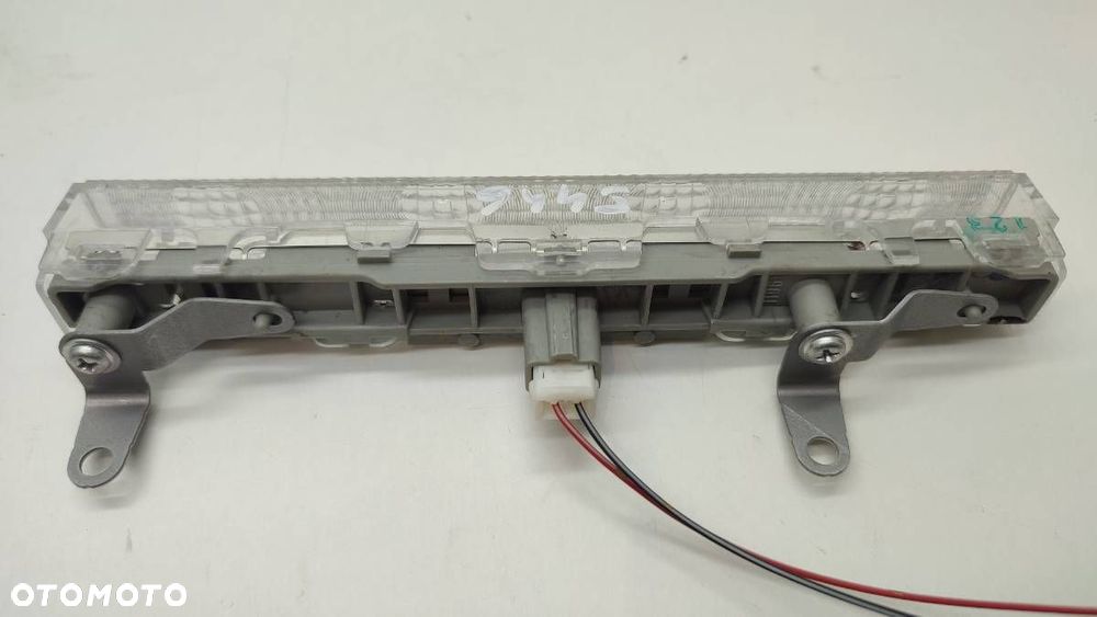 ŚWIATŁO LAMPKA STOP TOYOTA COROLLA E15 SEDAN 2011 - 2