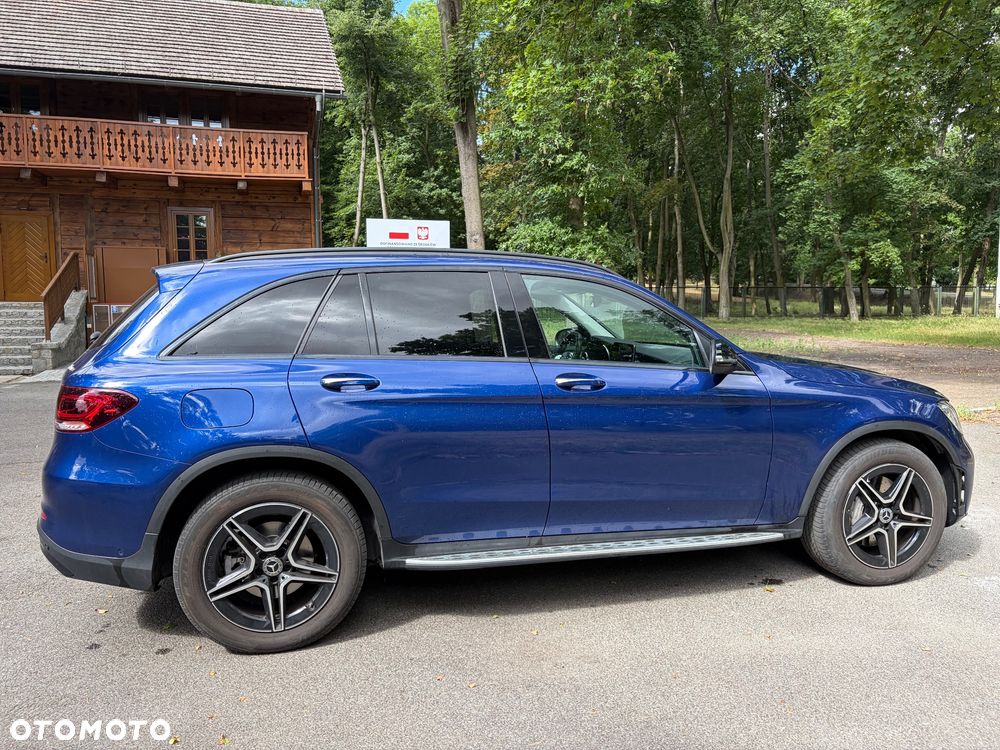 Mercedes-Benz GLC 300 4Matic 9G-TRONIC AMG Line Plus - 5