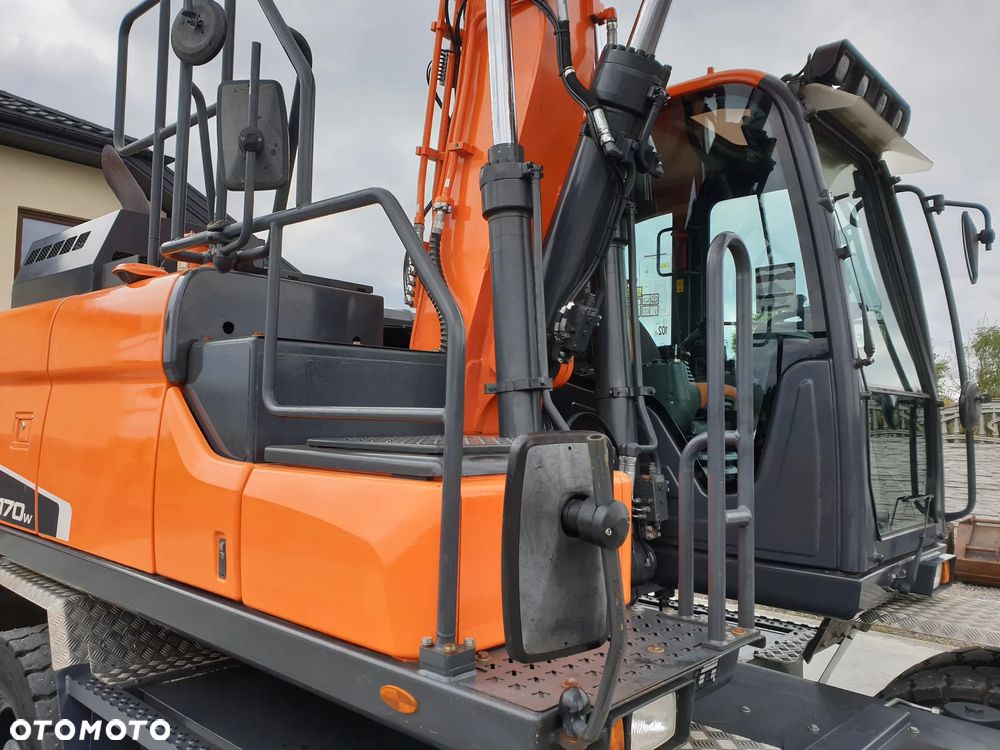 Doosan DX 170W ROTOTILT SPROWADZONY PIĘKNY STAN - 9