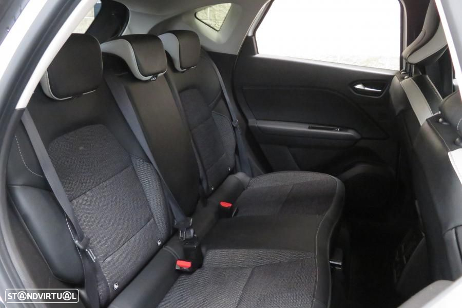 Renault Captur 1.0 TCe Techno Bi-Fuel - 26