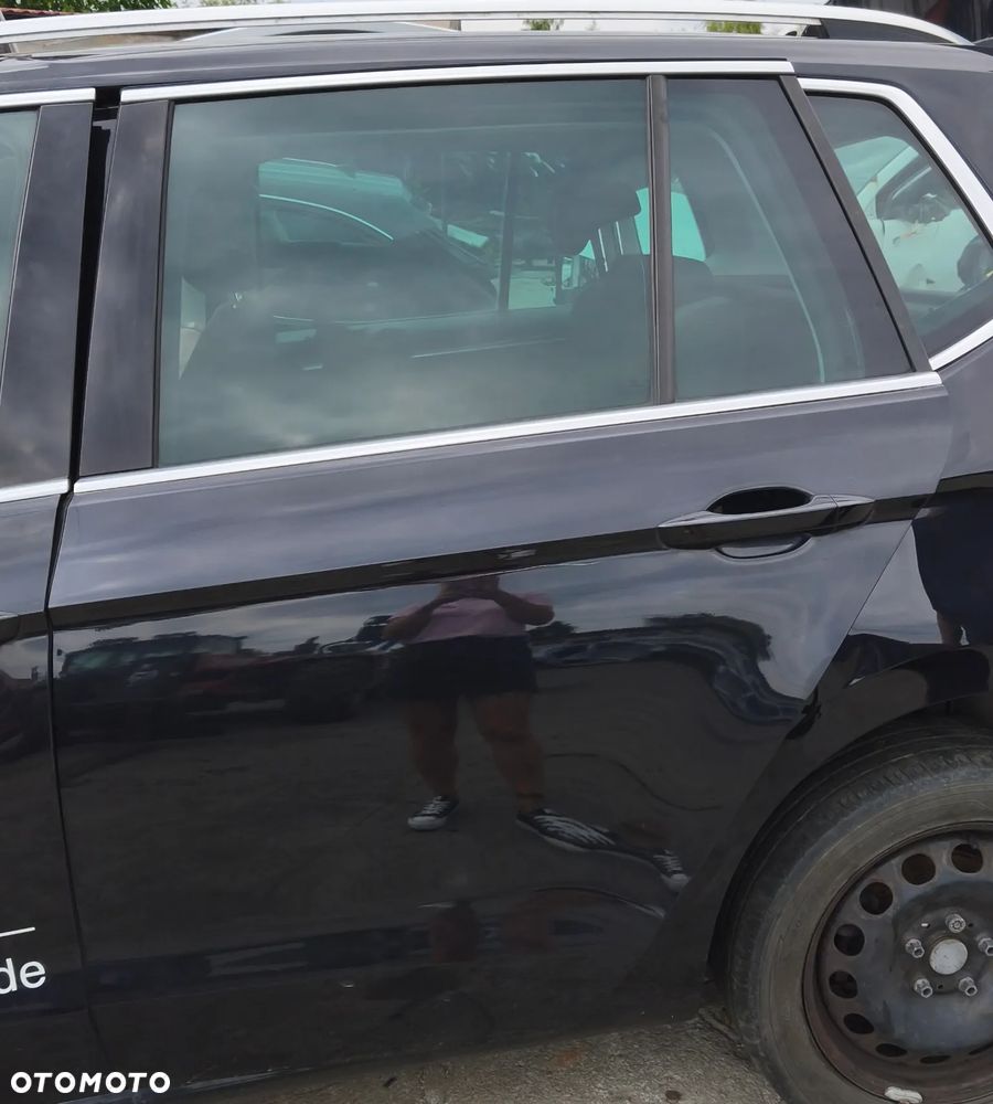 VW GOLF VII SPORTSVAN 15r DRZWI LEWY TYŁ LEWE TYLNE LC9X gołe - 1