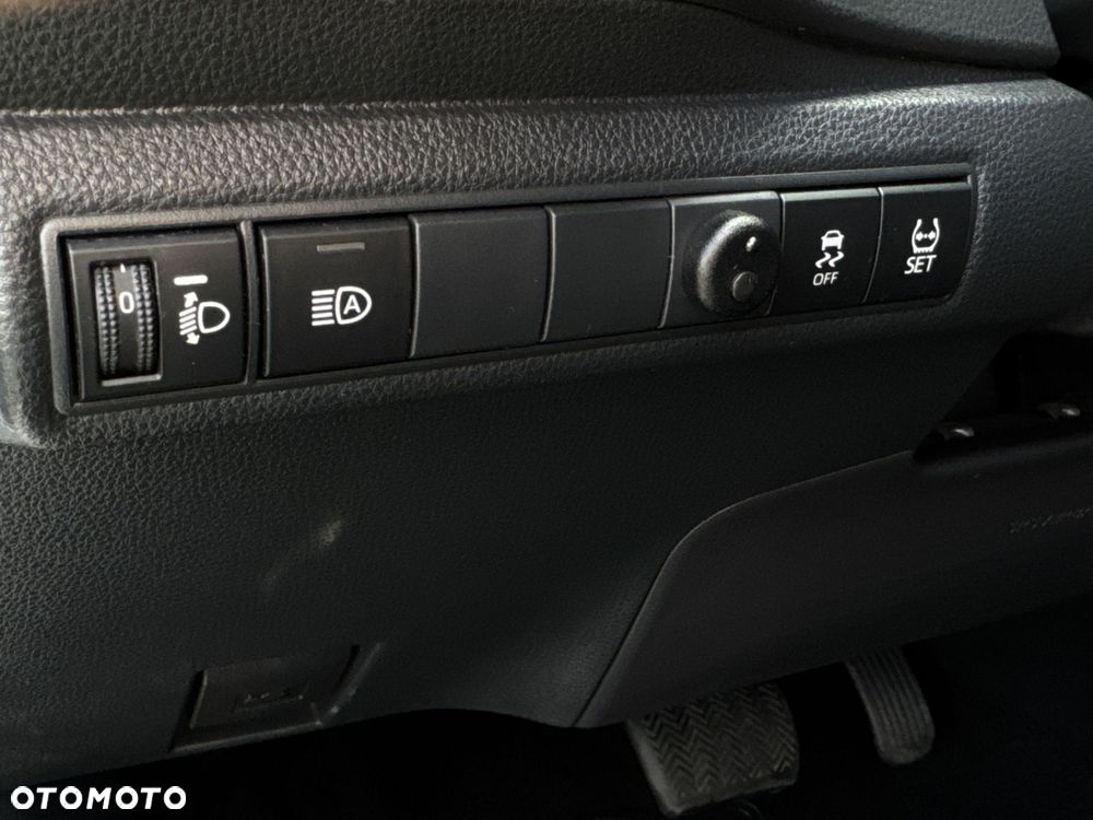 Toyota Corolla 1.8 Hybrid Active - 30
