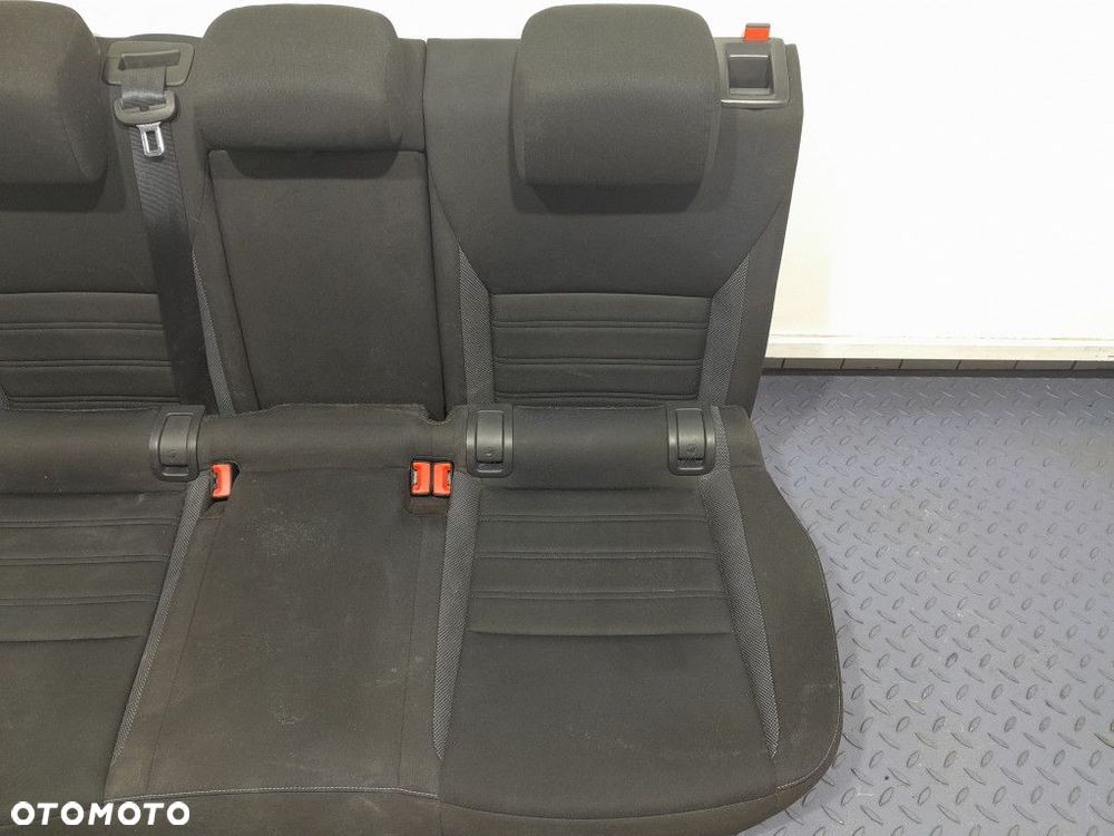 SKODA OCTAVIA III LIFT FOTELE KANAPA SIEDZISKO OPARCIE TYŁ - 3