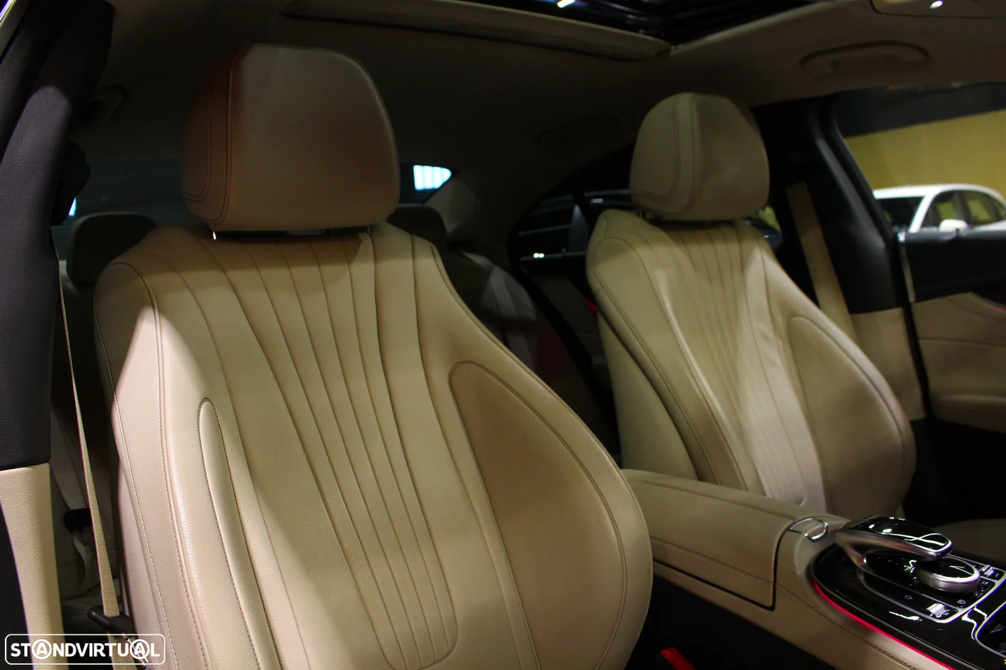Mercedes-Benz CLS 300 d - 11