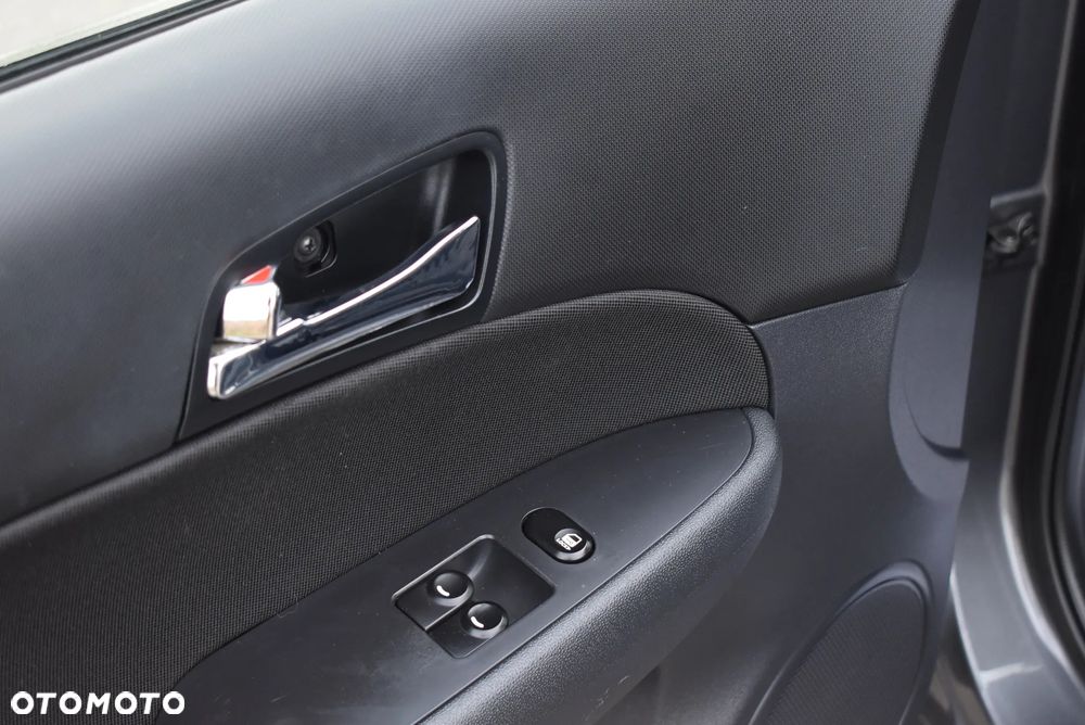 Hyundai i30 1.4 Base + EU5 - 20