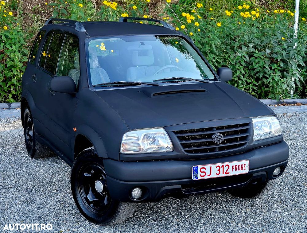 Suzuki Grand Vitara 2.0 TD Club - 11