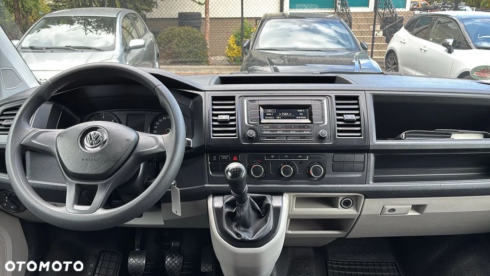 Volkswagen Transporter - 29