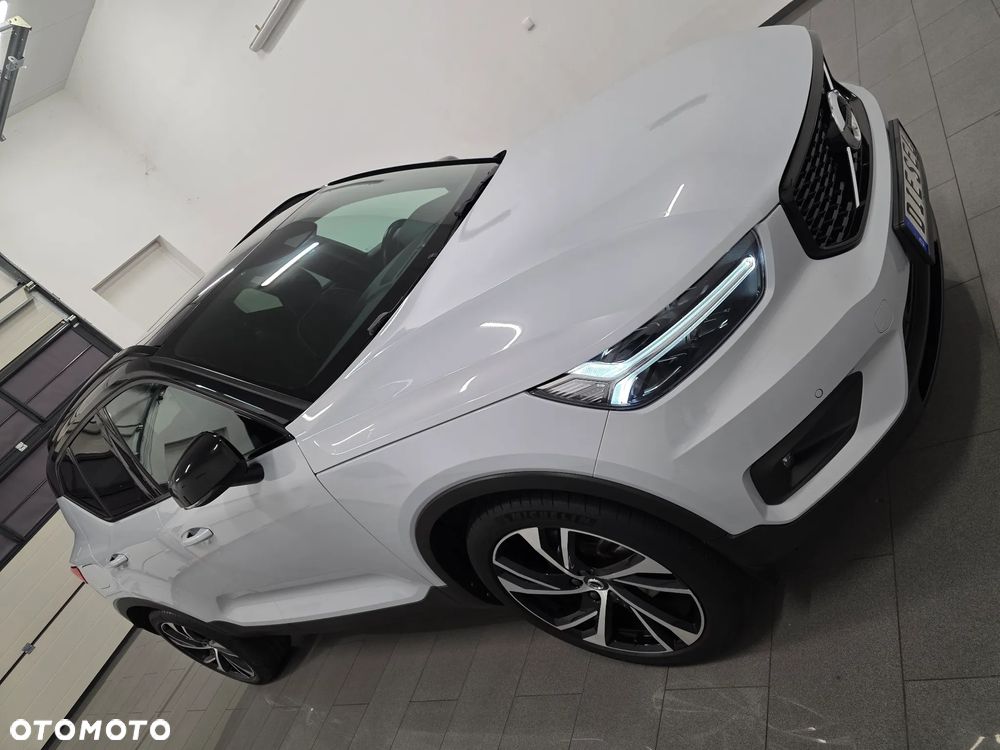 Volvo XC 40 D3 R-Design - 3