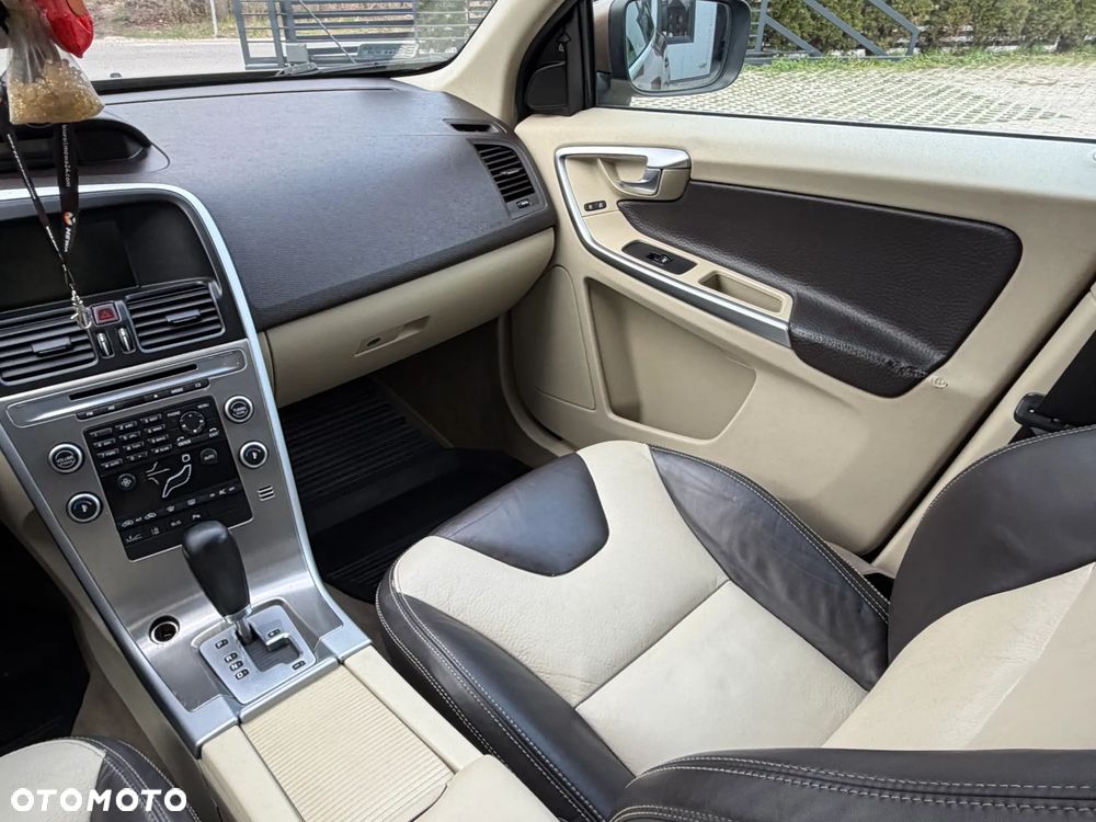 Volvo XC 60 2.4D Summum - 14
