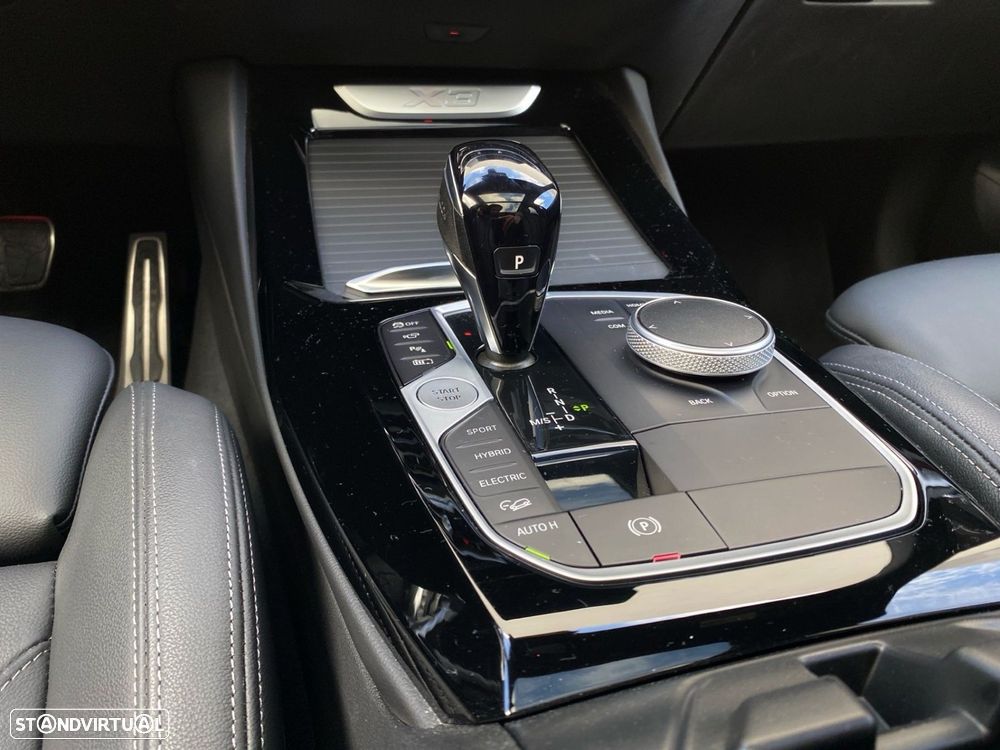 BMW X3 30 e xDrive Pack M 50 anos - 14