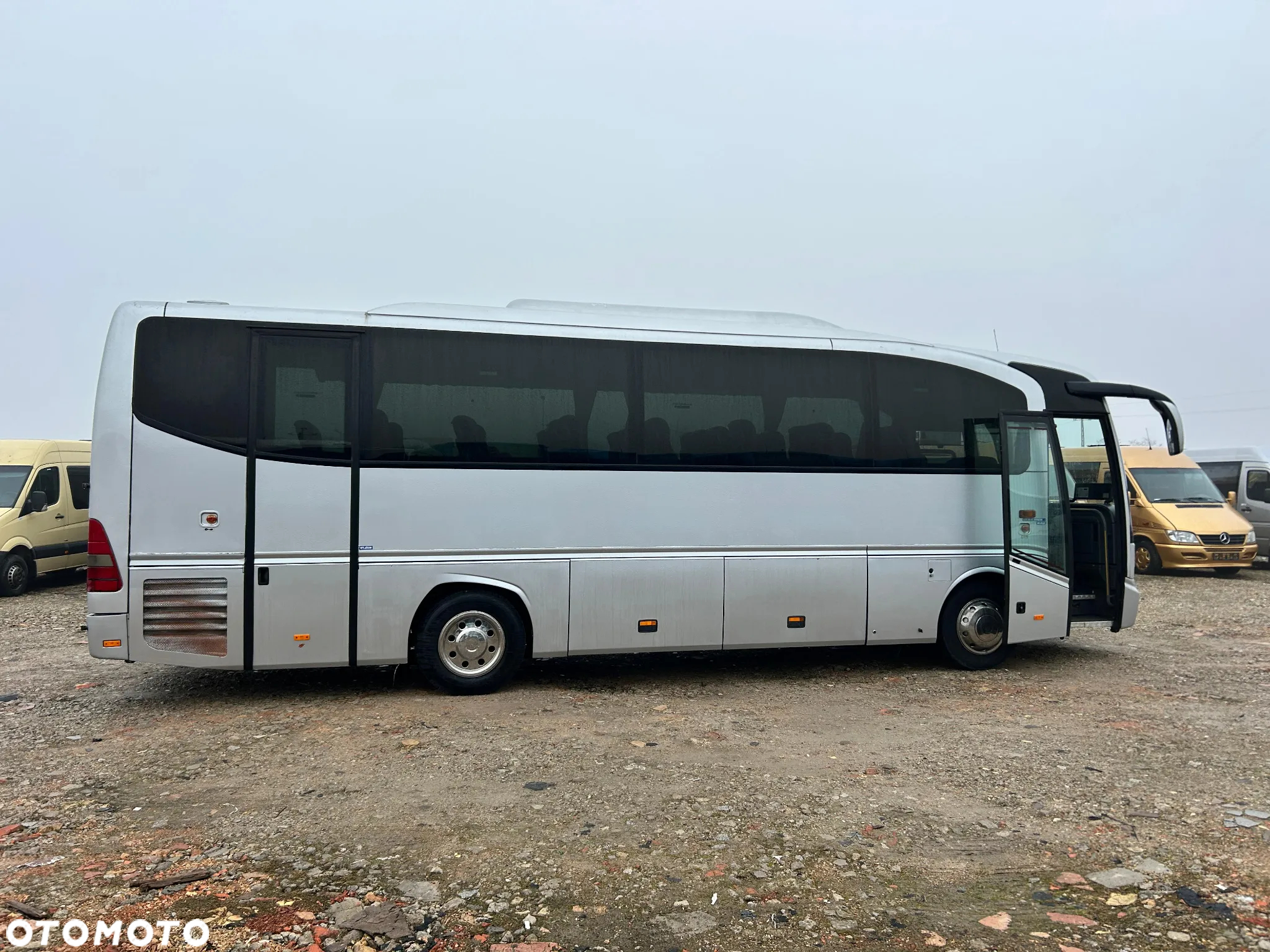 Mercedes-Benz Tourino - 4